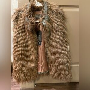 💕💕❤️Gi Sono By Cavalini Faux Fur Vest